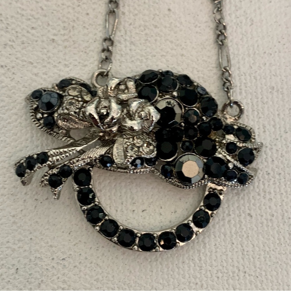 VTG Silver-Tone Black Rhinestones Circle Pendant Necklace Diamond Bar Chain 20" - Picture 5 of 12